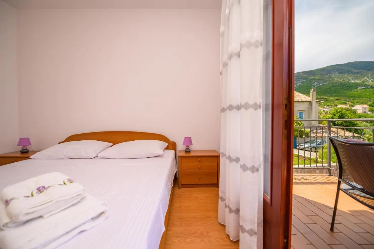 Apartments Marina Veskovic Nerezine