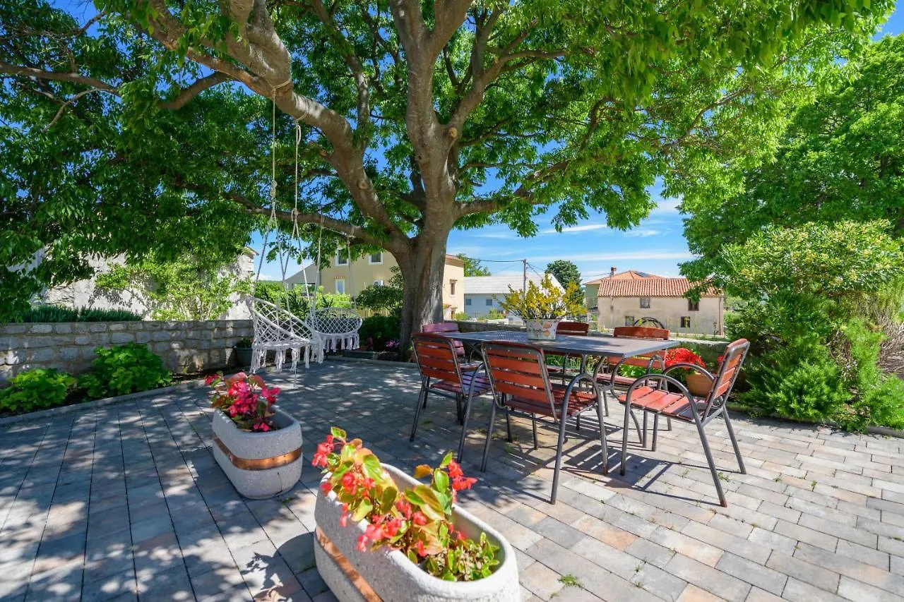 Apartments Marina Veskovic 内里吉恩 0*,  克罗地亚